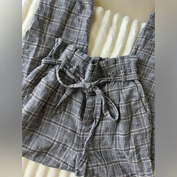 American Eagle Paperbag pants - Picture 5 of 8